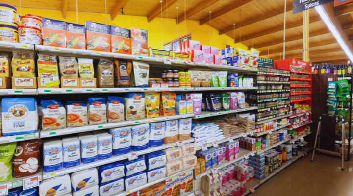 What Are Dark Stores? Examples, Benefits & How They Work